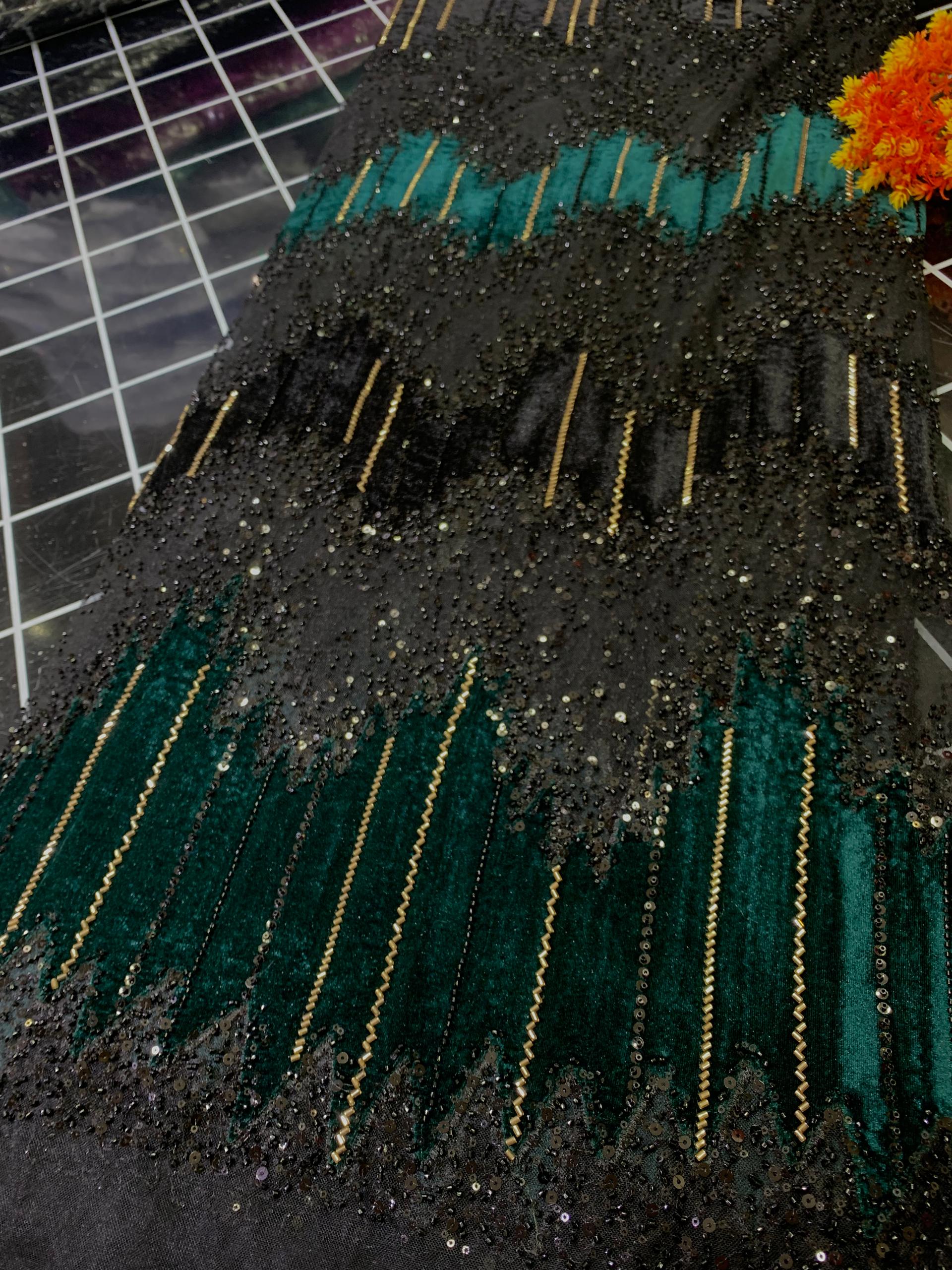 3D BEADED VELVET-EMERALD GREEN (MOQ 5YRDS ABOVE)