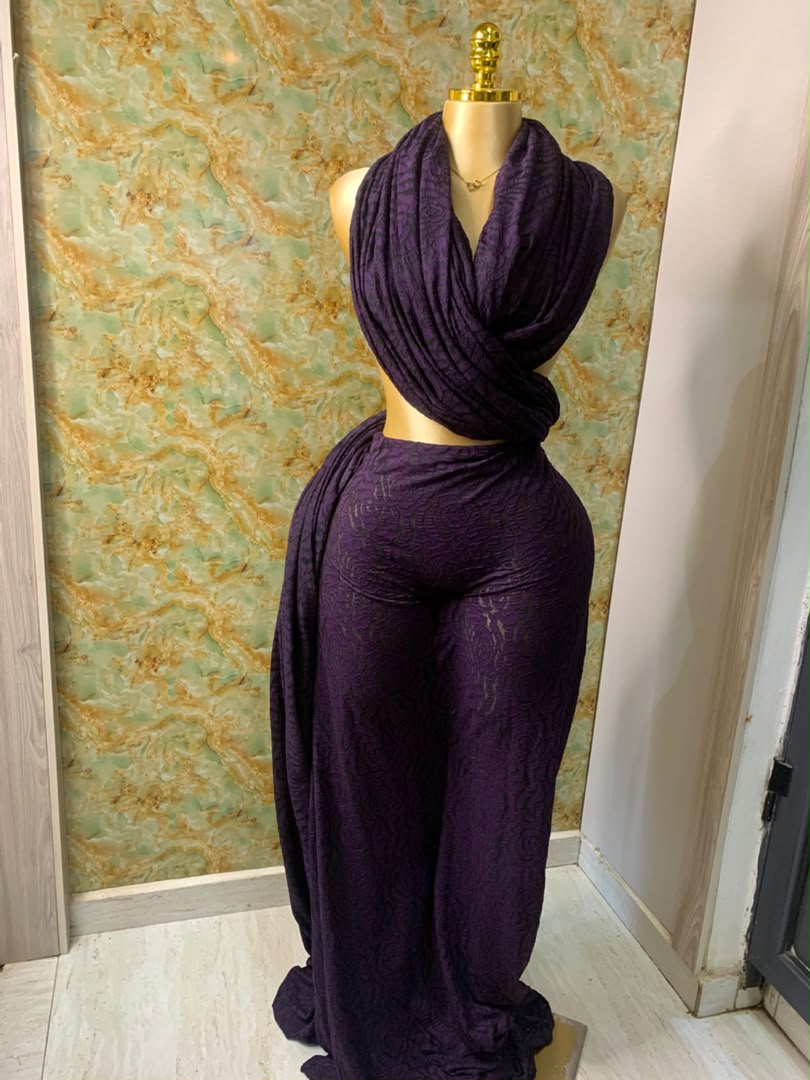 STRECHY JACQUARD- MAGENTA (MOQ 6YRDS ABOVE)