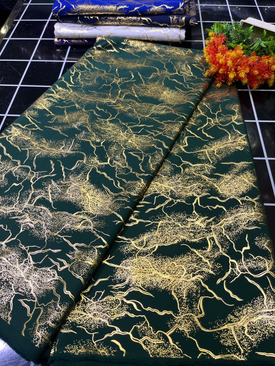 SAMPLE FANCY SPARK-GREEN (MOQ 6YRDS)