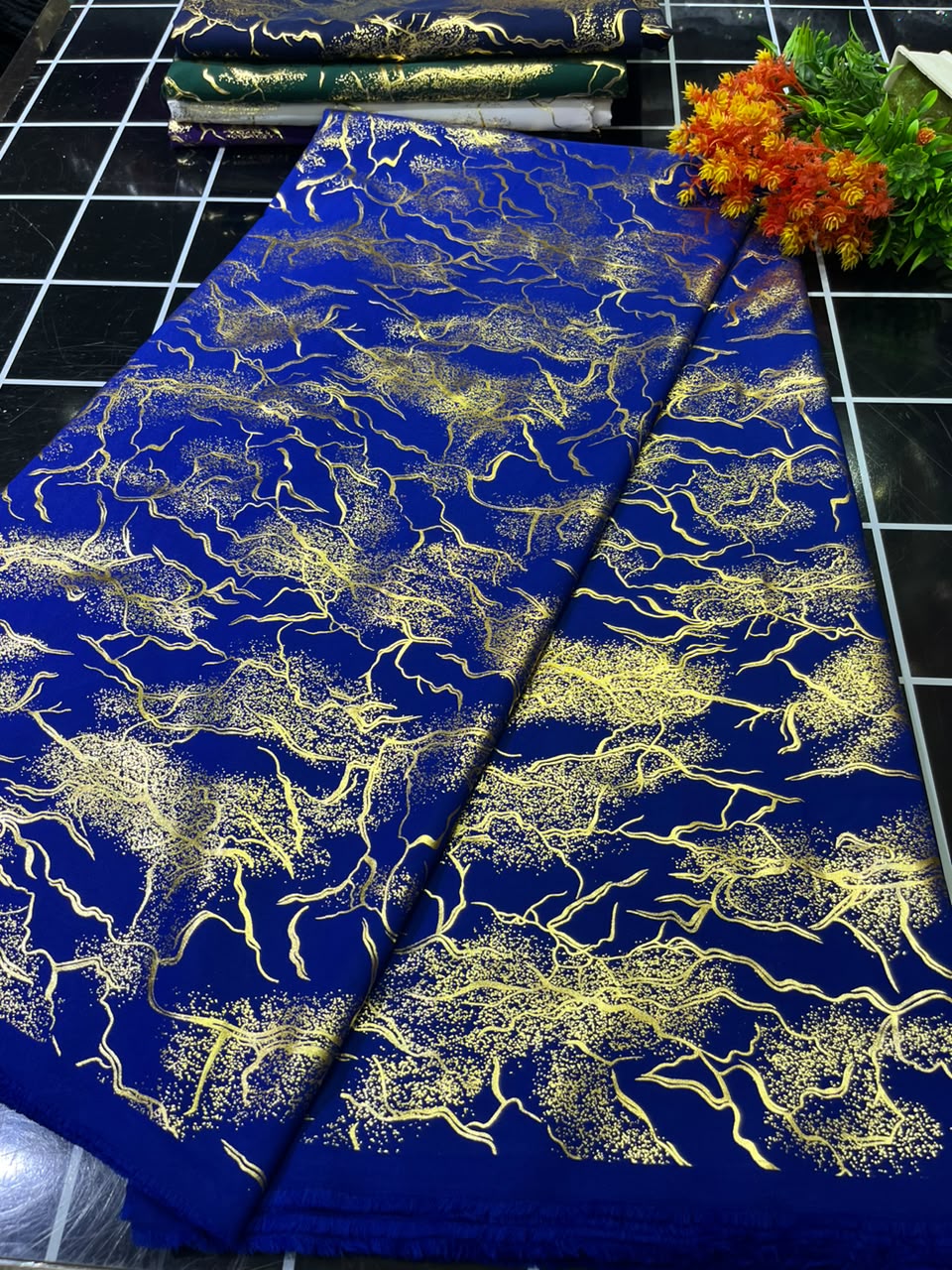 SAMPLE FANCY -SPARK R.BLUE (MOQ 6YRDS)