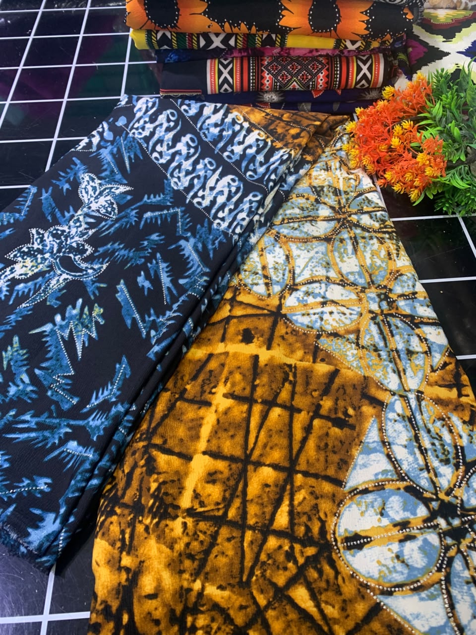 ARIKE SHIMMER CREPE - ( MOQ 6 YARDS)