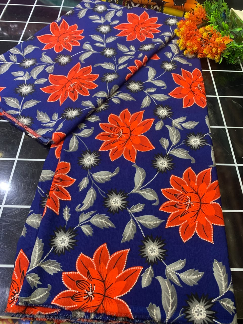 FOLA SHIMMER CREPE - ( MOQ 6 YARDS)