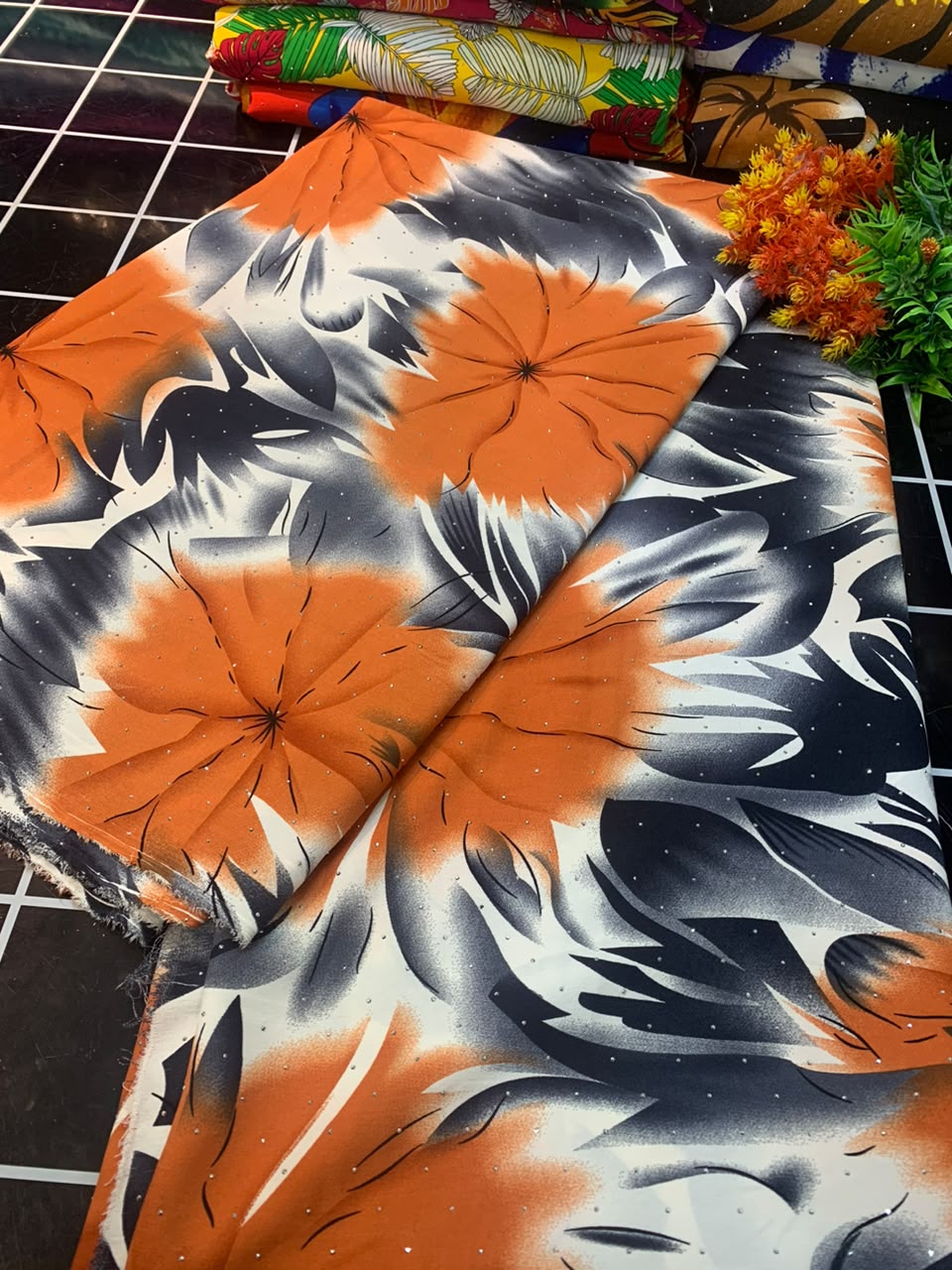 BIBI STOCK STONE CREPE - ( MOQ 6 YARDS)