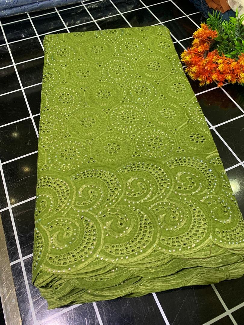 VOIL LACE CIRCLE OLIVE
